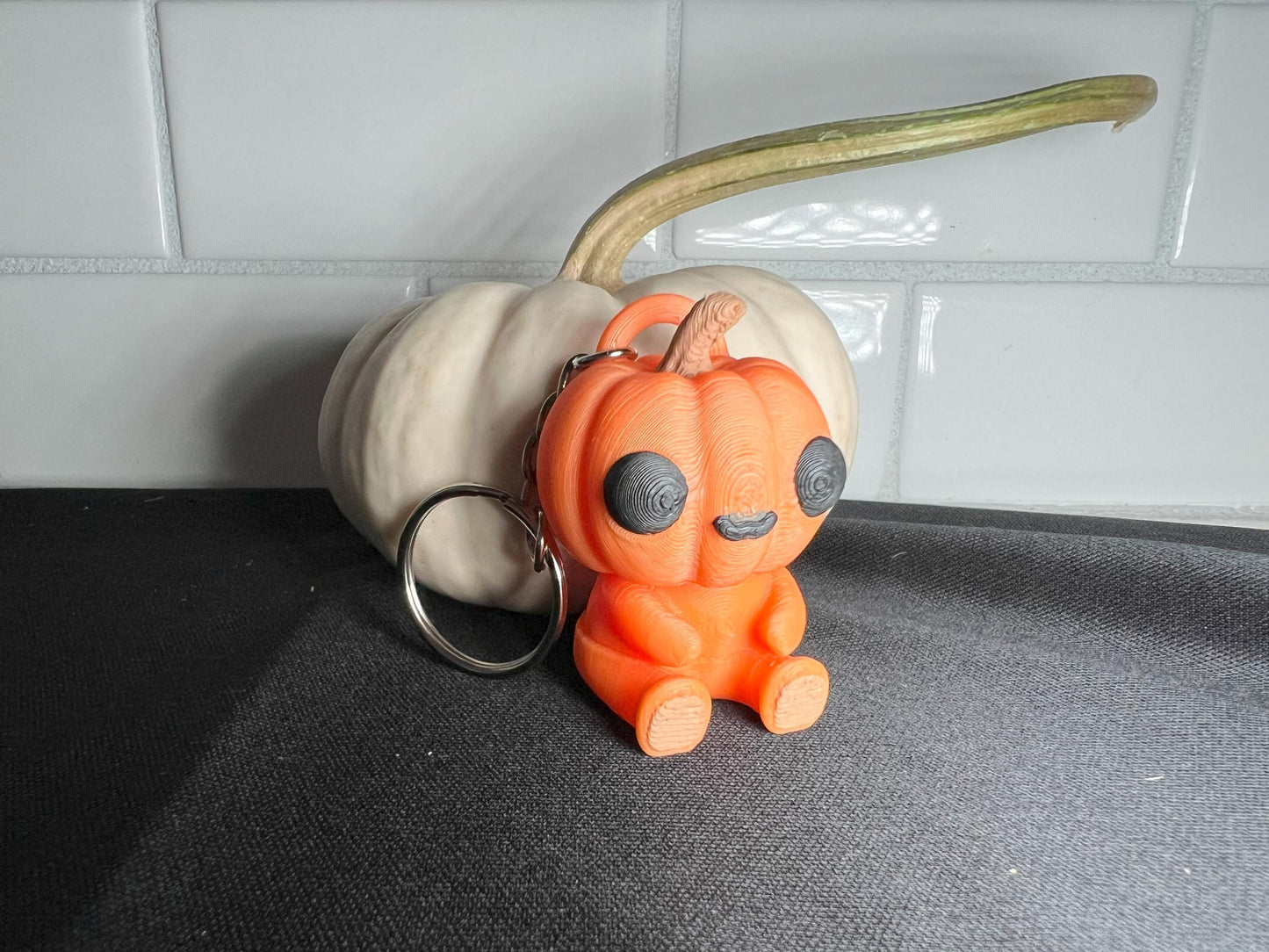 Spooky Cute Pumpkin Keychain | Wiggly Halloween Fidget Toy & Autumn Gift