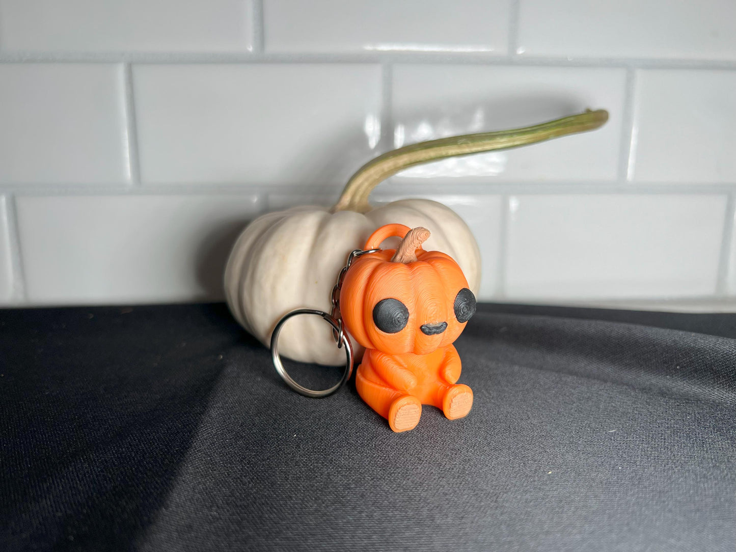 Spooky Cute Pumpkin Keychain | Wiggly Halloween Fidget Toy & Autumn Gift