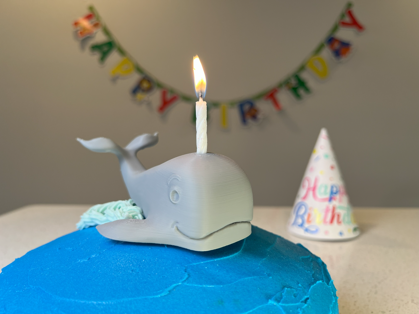 Whale Cake Topper – Reusable Ocean Party Candle Holder, Perfect for Kids’ Birthdays