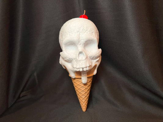 Skull Ice Cream Sculpture – Spooky Horror Prop for Costumes & Cosplay