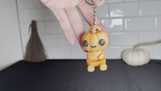 Spooky Cute Pumpkin Keychain | Wiggly Halloween Fidget Toy & Autumn Gift